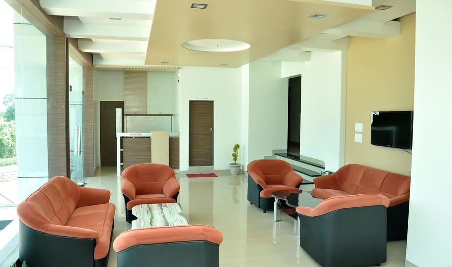 Sandesh Resort Wai Εξωτερικό φωτογραφία