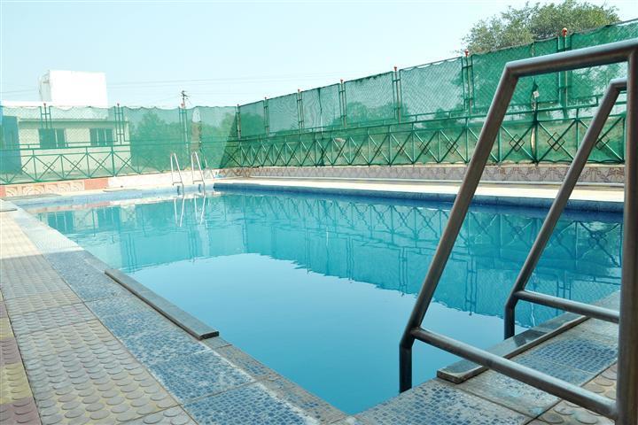 Sandesh Resort Wai Εξωτερικό φωτογραφία